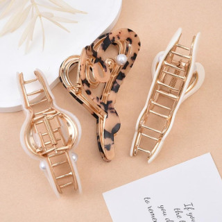 Bela sponka za lase v obliki srca