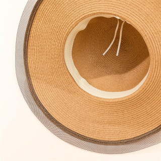 Poletni slamnati ženski klobuk