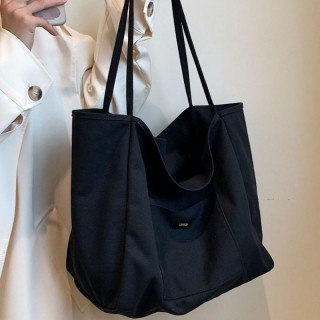 Velika črna torba iz blaga