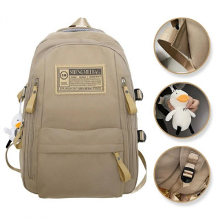 Svetlo rjav šolski nahrbtnik z obeskom