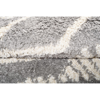 Okrogla kosmata preproga v sivi barvi