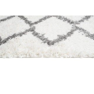 Boho kosmata preproga v krem barvi