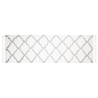 Kosmata siva preproga v boemskem slogu