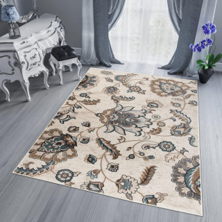 Starinska bela preproga z vzorcem