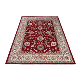 Starinska preproga v rdeči barvi