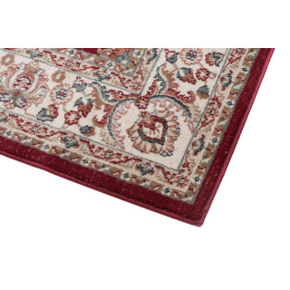 Starinska preproga v rdeči barvi