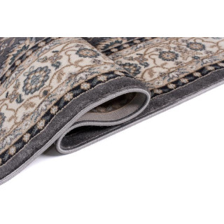 Preproga s sivim vzorcem