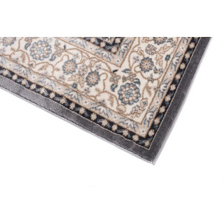 Preproga s sivim vzorcem