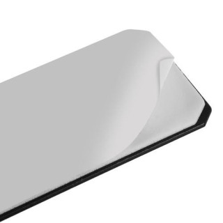 Črno kovinsko držalo za toaletni papir