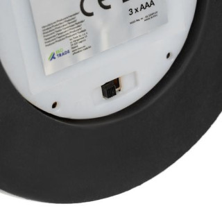 Svetleča vrtnica v steklu v elegantni škatli