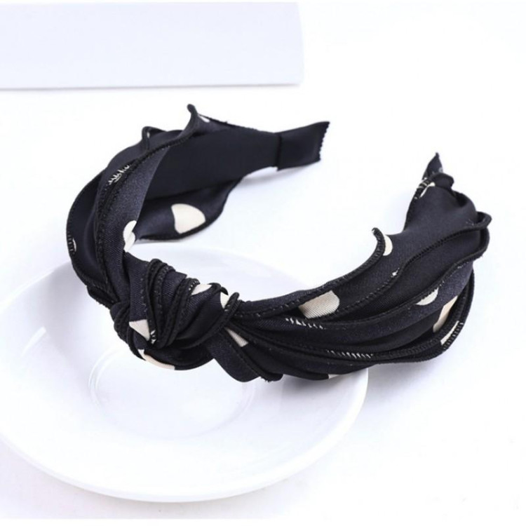 Črn naglavni trak s pikami