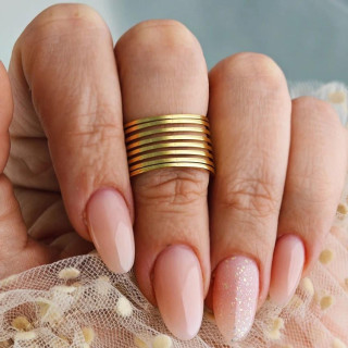 Nastavljiv pozlačen prstan iz kirurškega jekla