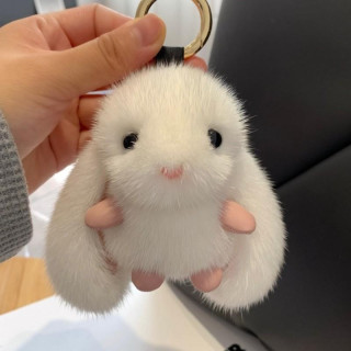 Obesek za ključe s kosmatim belim zajčkom