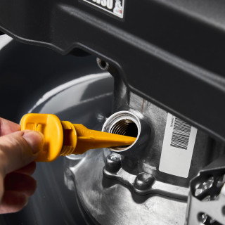 Bencinska kosilnica z močjo 8 KM in sedežem KD5084