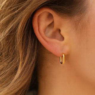 Ženski uhani v zlati barvi