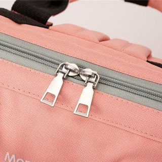 Roza nahrbtnik za mame in očete