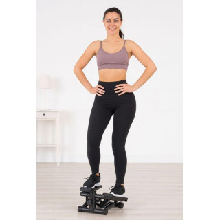 Domači fitnes steper z ekspanderji in zaslonom