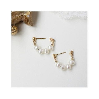 Ženski uhani z biseri