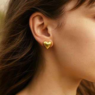 Dvostranski pozlačeni uhani - srčki