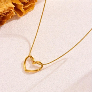 Ženska pozlačena ogrlica s srcem