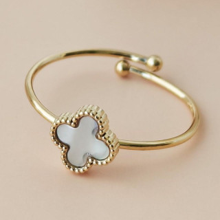 Univerzalni prstan z biserno deteljo