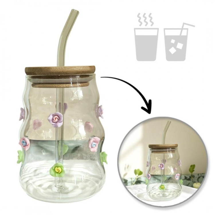 Stekleni lonček iz valovitega stekla s cvetjem, slamico in pokrovom - 450 ml