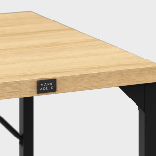 Majhna pisalna miza Mark Adler LEADER 1.3 HRAST