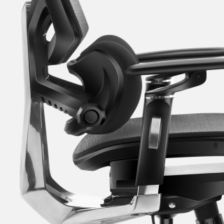 Črn ergonomski stol Mark Adler EXPERT 9.6 BLACK