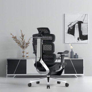 Ergonomski črni stol Mark Adler EXPERT 9.8 BLACK