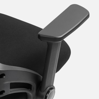 Črn pisarniški stol Mark Adler MANAGER 2.9 BLACK