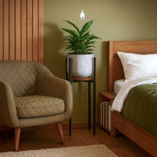 Stojalo za rože v slogu podstrešja