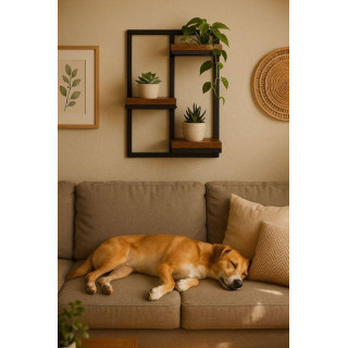 Tristopenjska polica v podstrešnem slogu