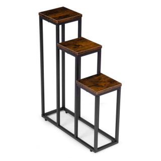 Tristopenjsko stojalo za rože v mansardi