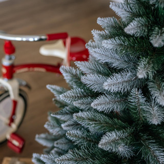 Gosta, zasnežena diamantna smreka v loncu - 80 cm -