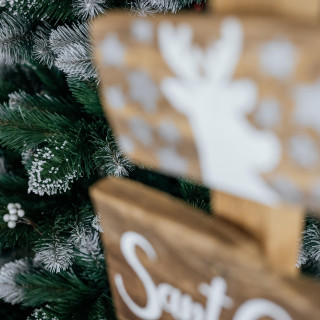 Snežno gost božični bor z biseri - 220 cm -