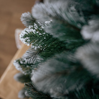 Gosta zasnežena božična jelka z biseri - 180 cm -