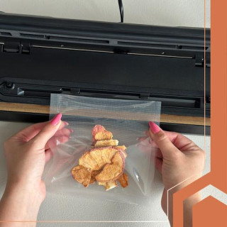 Vakuumski aparat za pakiranje hrane