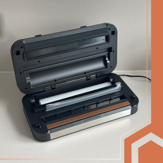 Vakuumski aparat za pakiranje hrane