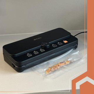 Vakuumski aparat za pakiranje hrane