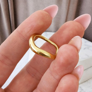 Ženski pozlačen prstan iz kirurškega jekla