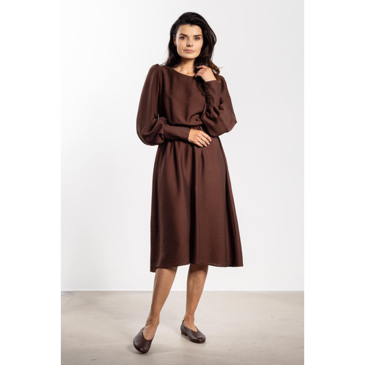 Ohlapna rjava midi obleka