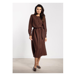 Ženska čokoladna maksi obleka s pasom