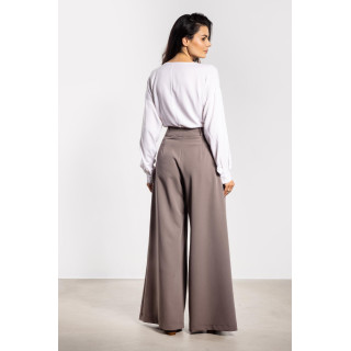Bež široke hlače z visokim pasom