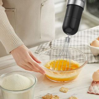 Električni ročni mešalnik + dodatki KD4110