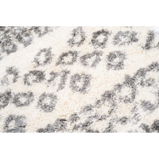 Kremna kosmata preproga z resicami