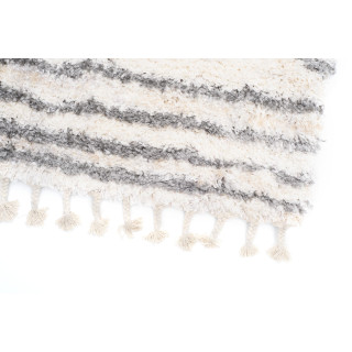 Moderna kremna preproga z resicami