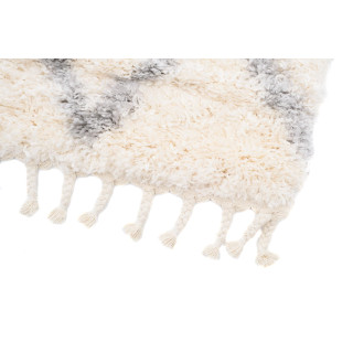 Kremna kosmata preproga