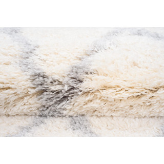 Kremna kosmata preproga