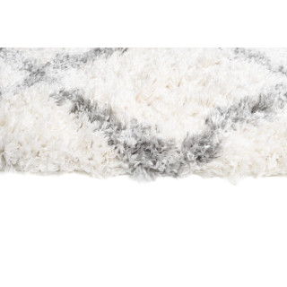 Kosmata kremna preproga