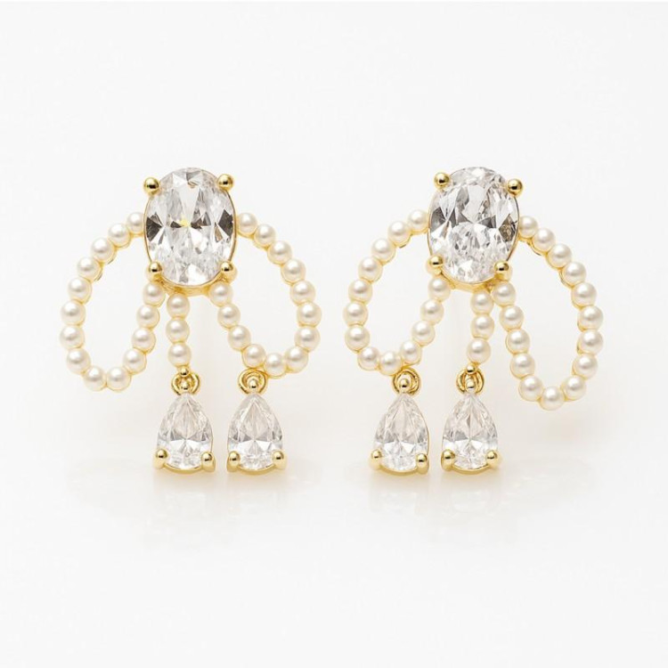 Pozlačeni uhani s cirkoni in biseri